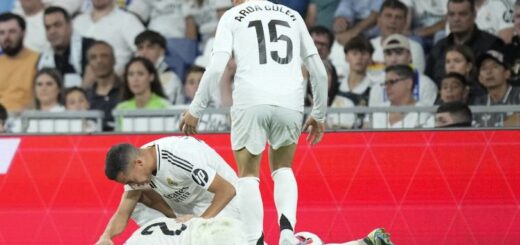 Respect! Hansi Flick Doakan Dani Carvajal yang Alami Cedera Parah